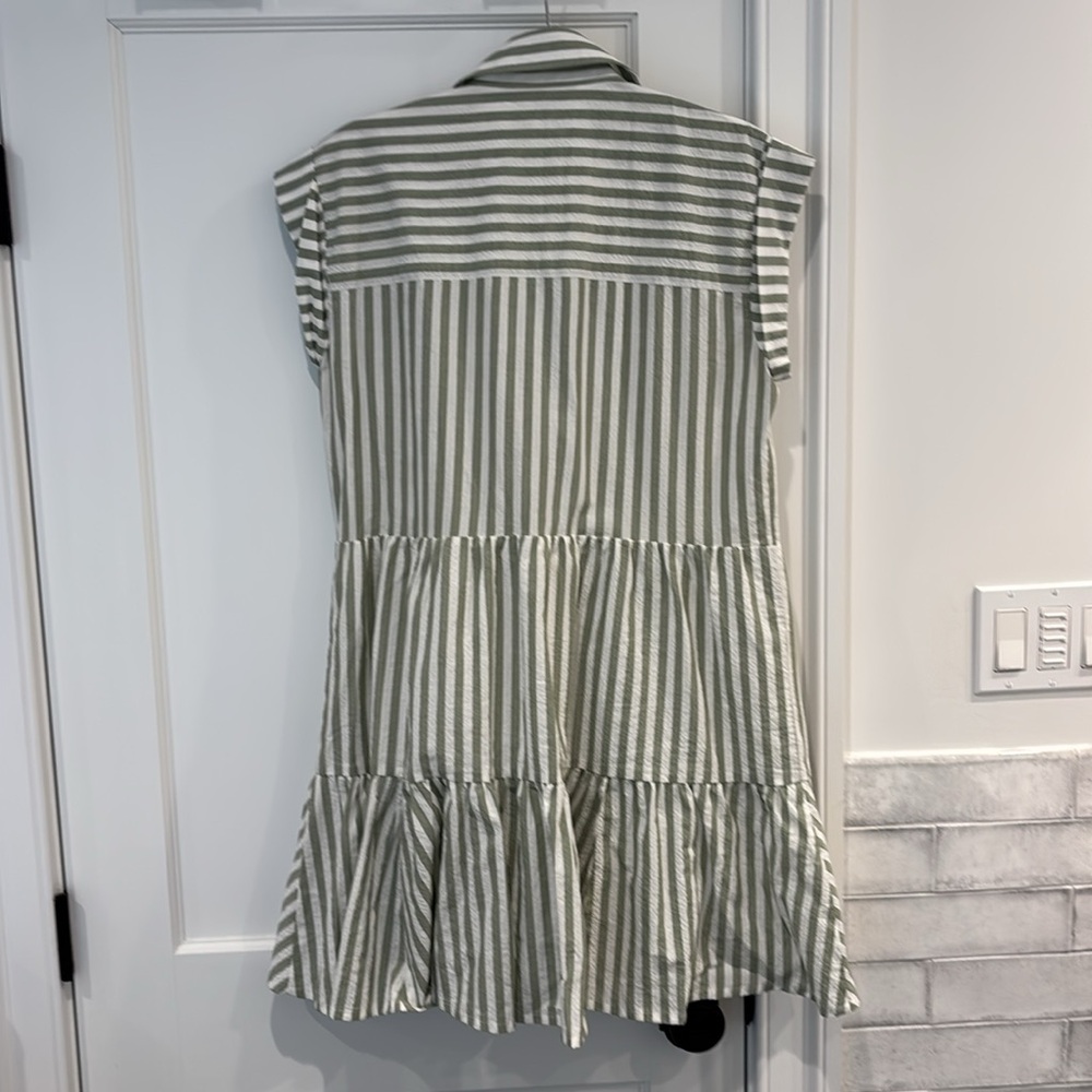 Veronica Beard Trisha Shirtdress size Medium - Picture 3 of 5